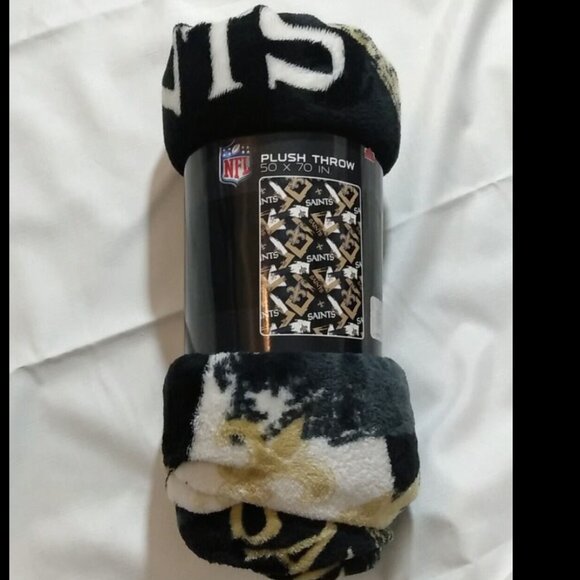 NFL New Orleans Saints Soft Plush Throw Blanket 50 x 60 - Picture 1 of 4